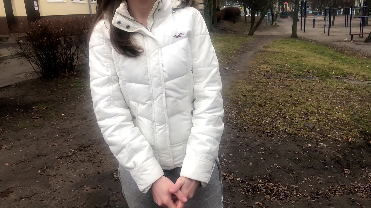 Stranger Kanggo Dhuwit Disedot lan Bajingan. Amatir Rusia. Kanthi Ngomong.